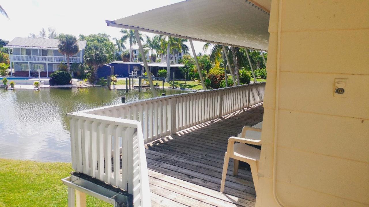 Hidden Harbor Suites Fort Myers Beach Bagian luar foto