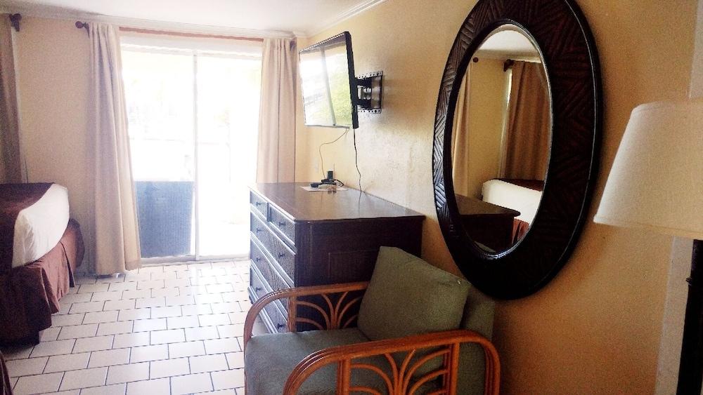 Hidden Harbor Suites Fort Myers Beach Bagian luar foto